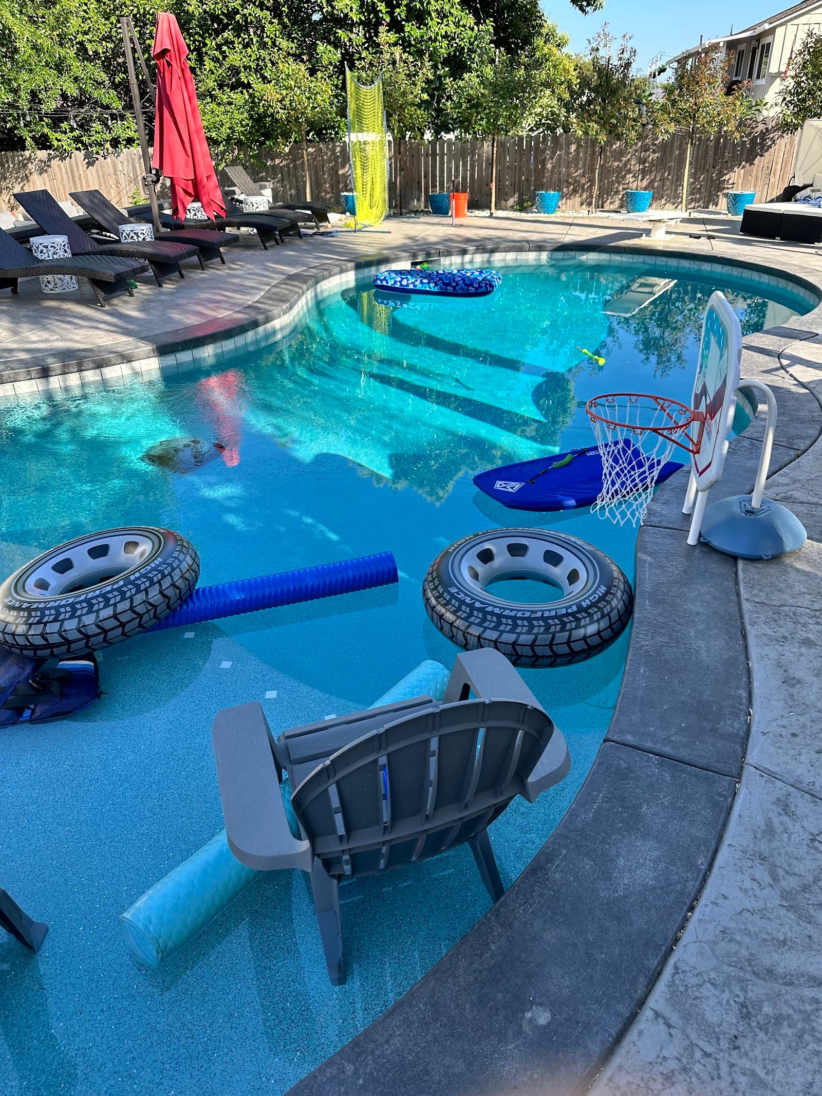 Weekly Pool Cleaning photo 2